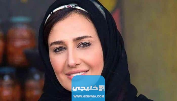 خلع حلا الحجاب