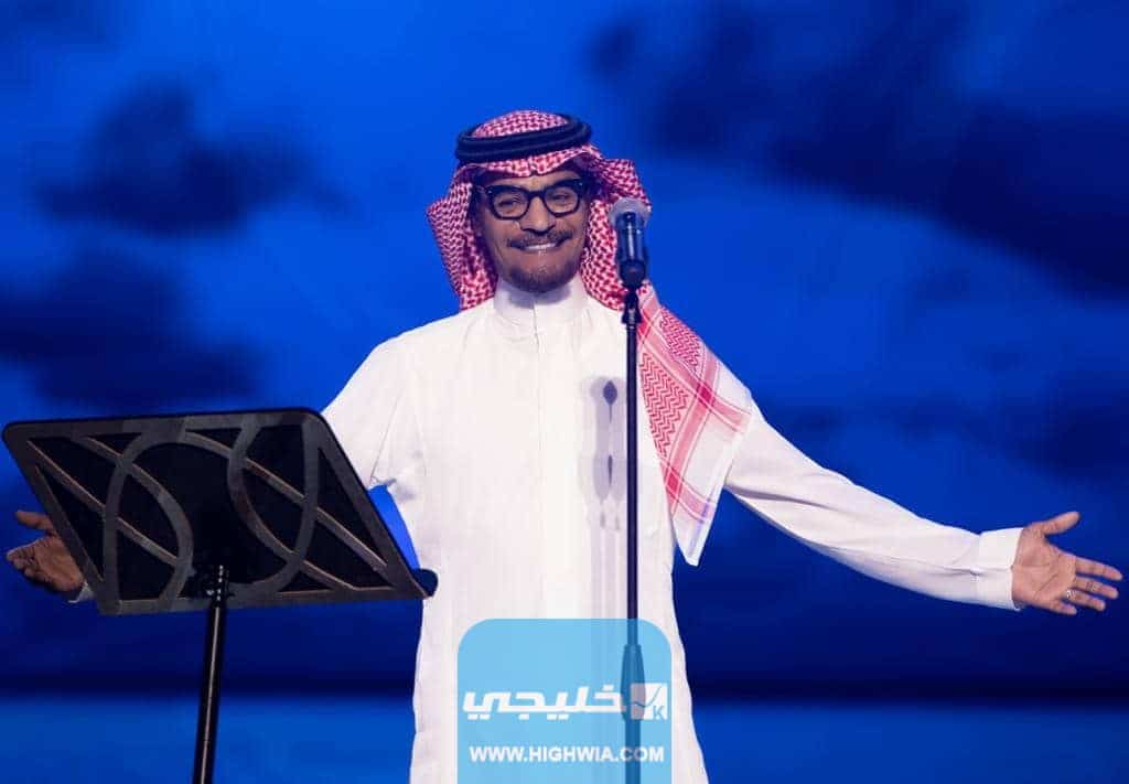 رابح صقر يرفض مصافحة شخص في حفل تكريم طلال مداح القصة كاملة