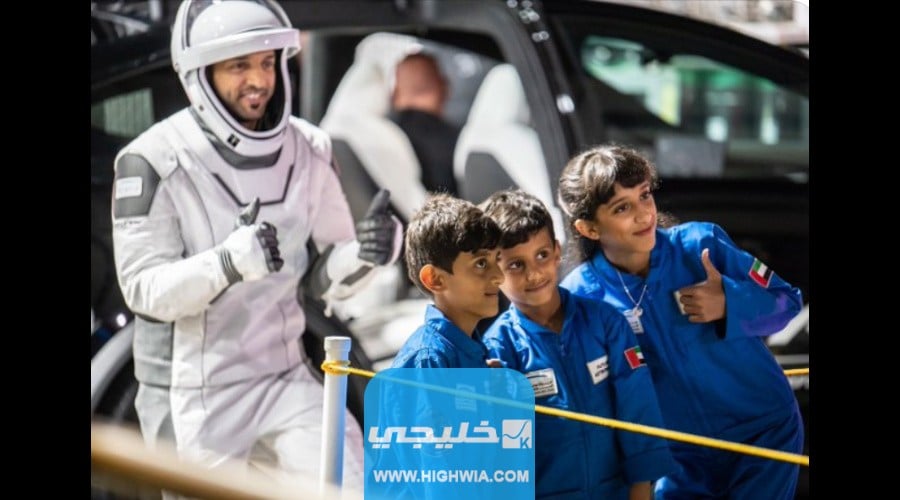 ديانة سلطان النيادي الإماراتي