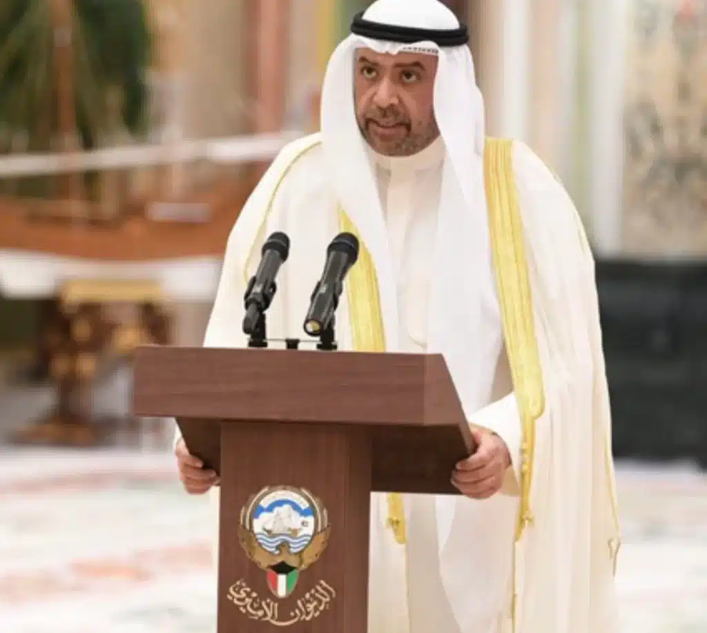 "من
