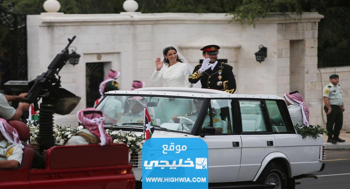 نوع سيارة زفاف الأمير الحسين