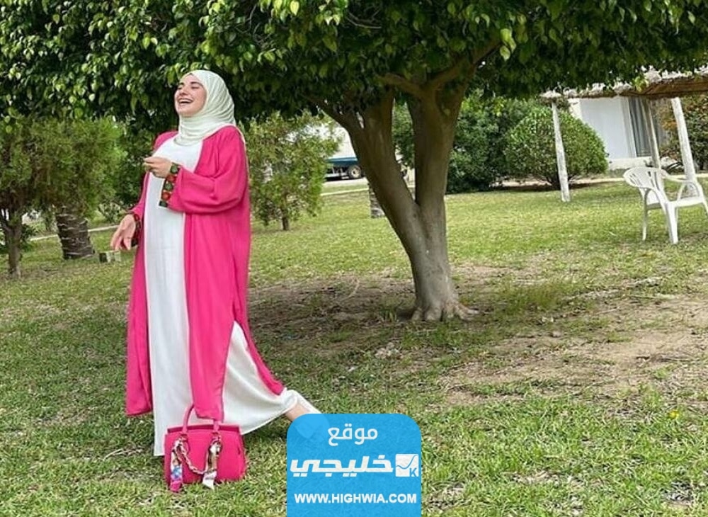 من هي دنيا السطايفية الزرودية السيرة الذاتية