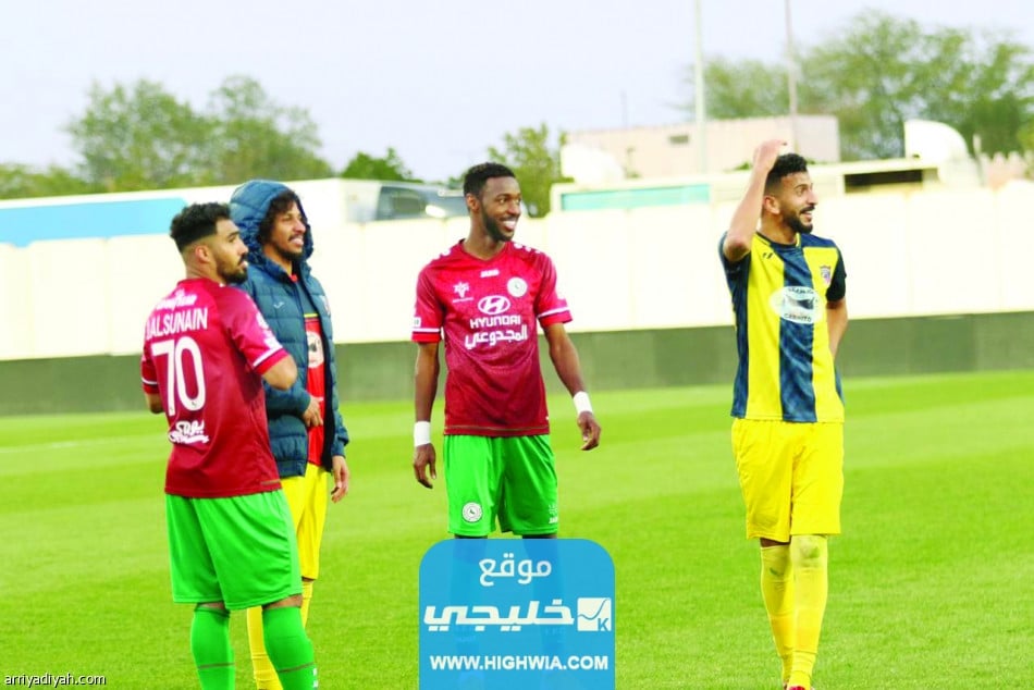 القنوات الناقلة لمباراة الحزم والاتفاق في دوري روشن السعودي