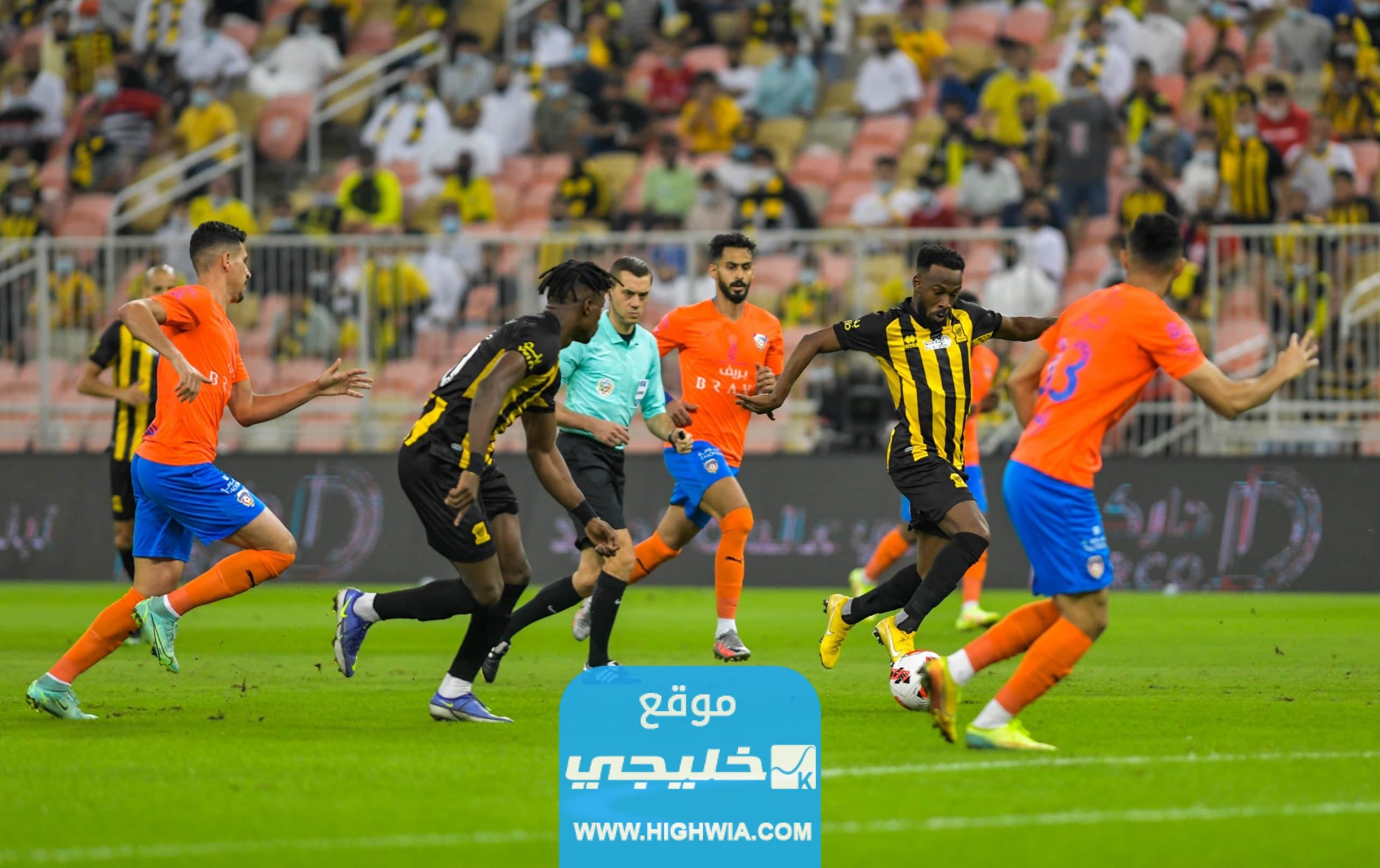 تشكيلة الفيحاء ضد الخليج في دوري روشن السعودي