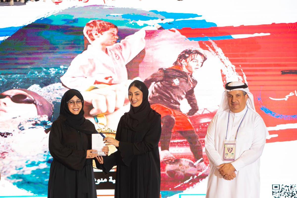 كم عمر الاميرة أضواء بنت فهد بن فرحان ال سعود؟