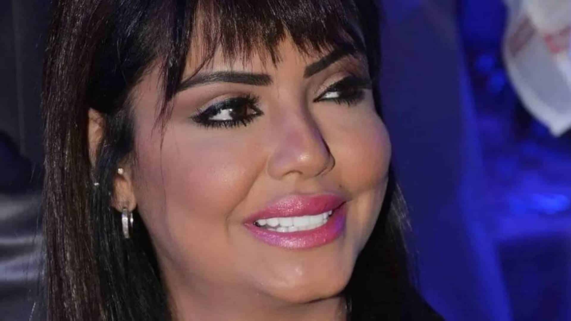 الفنانة جواهر
