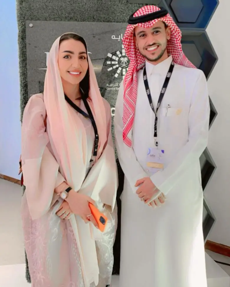 قصة هبة الحسين وعايض يوسف