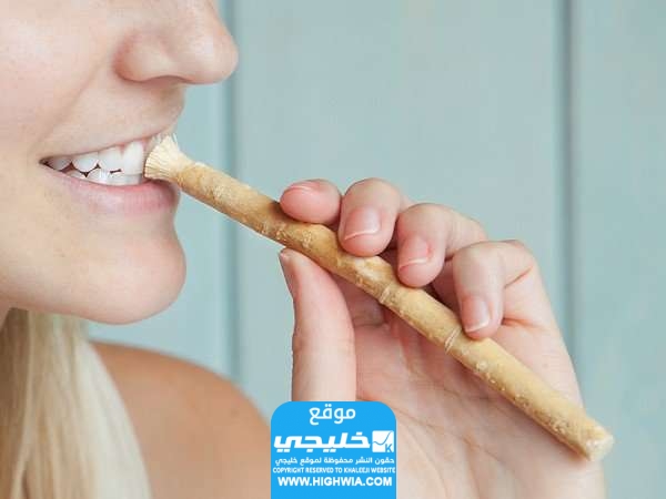 هل يجوز بلع الريق بعد استخدام السواك